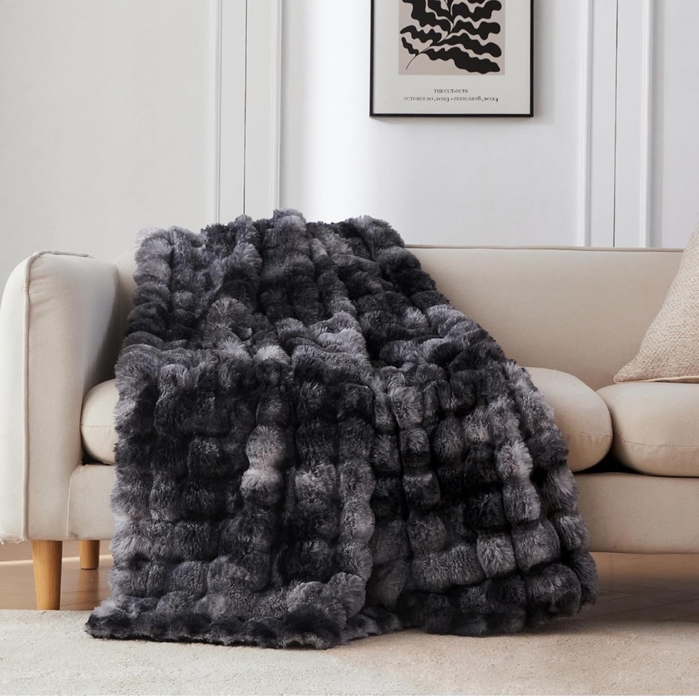 🆕 Luxury Faux Rabbit Fur Throw Blanket Black Gray Warm Cozy NEW NWT